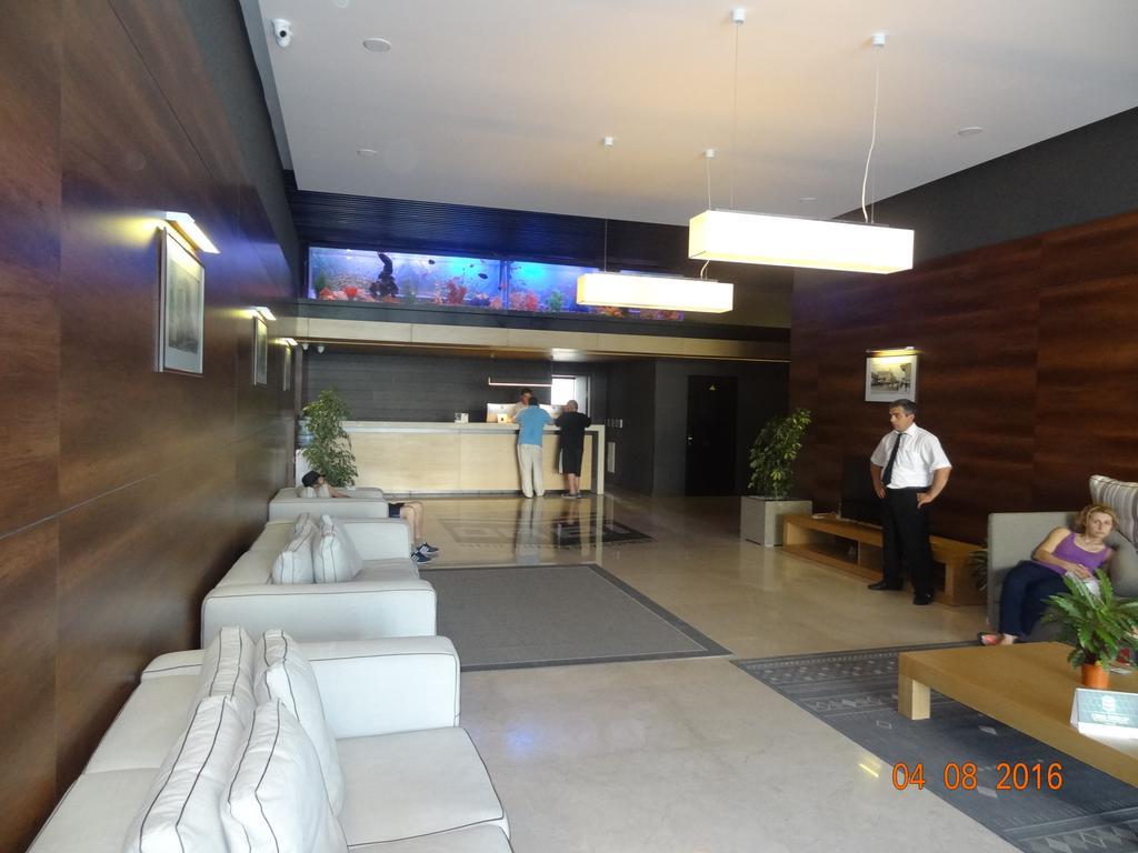 奥比海塔公寓式酒店 巴统 外观 照片